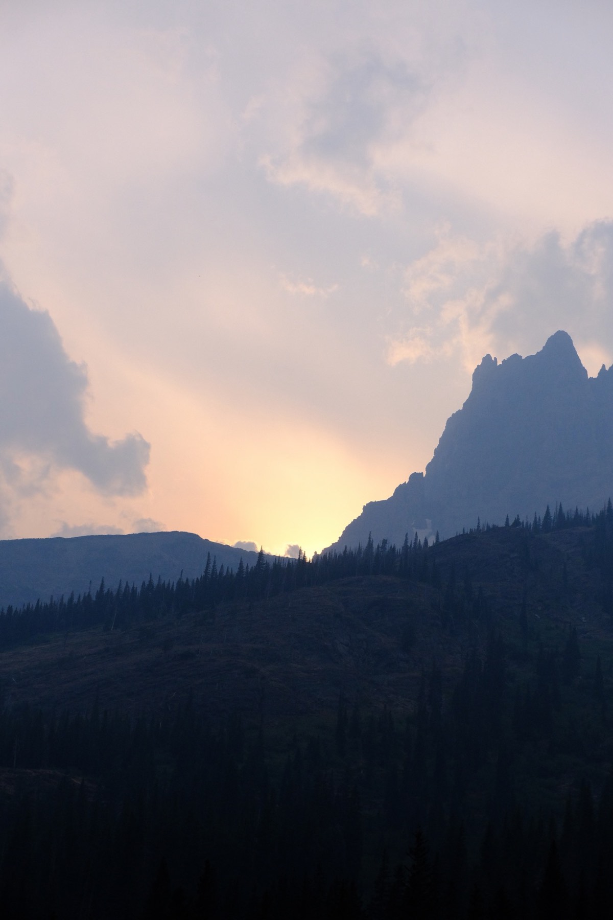 Sunset over the mountains at Elizabeth Lake